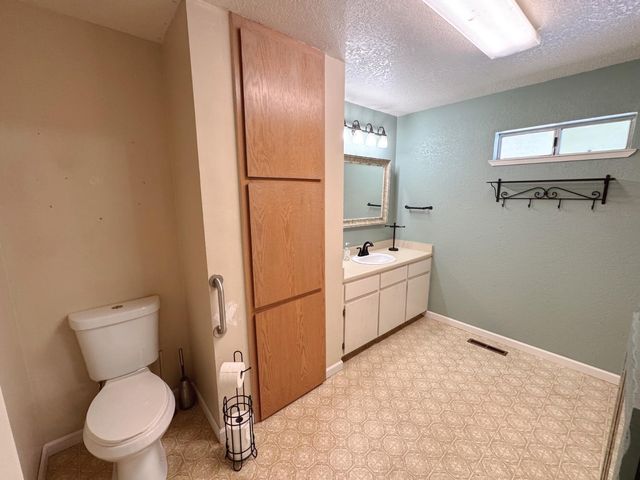 6425 Quartz Mine Rd, Mountain Ranch, CA 95246
