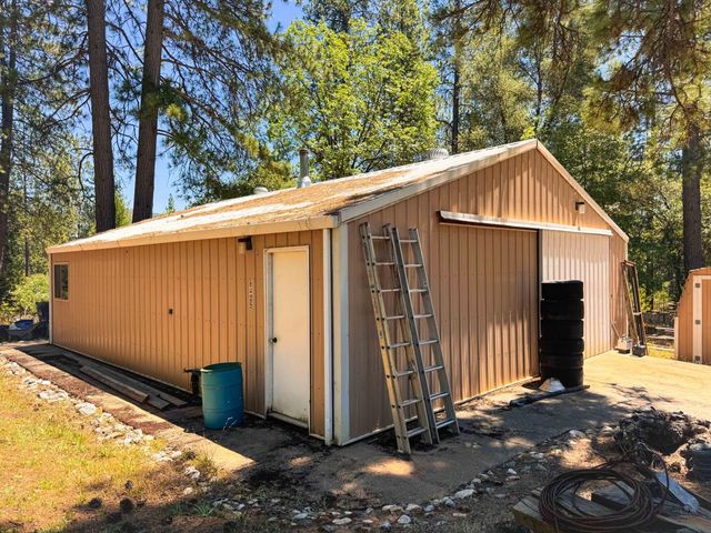 6425 Quartz Mine Rd, Mountain Ranch, CA 95246