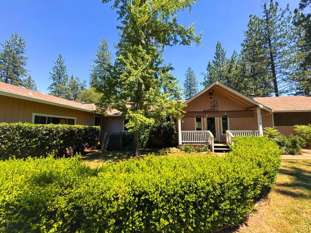 6425 Quartz Mine Rd, Mountain Ranch, CA 95246