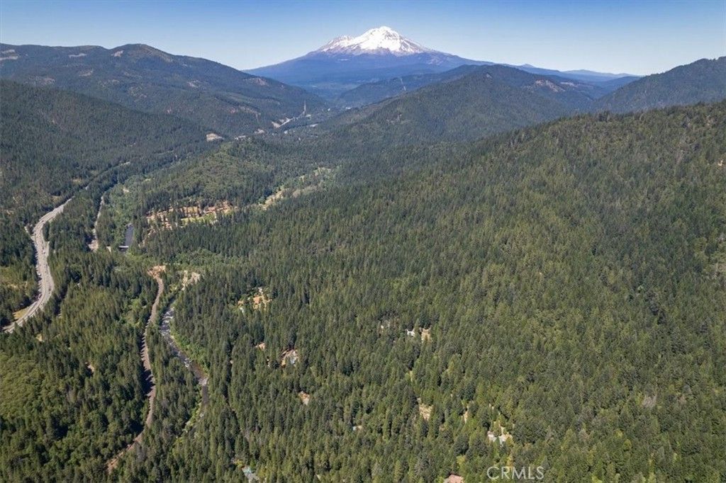 Image 26 of property listing at 20929 Fall Creek Rd, Castella, CA 96017