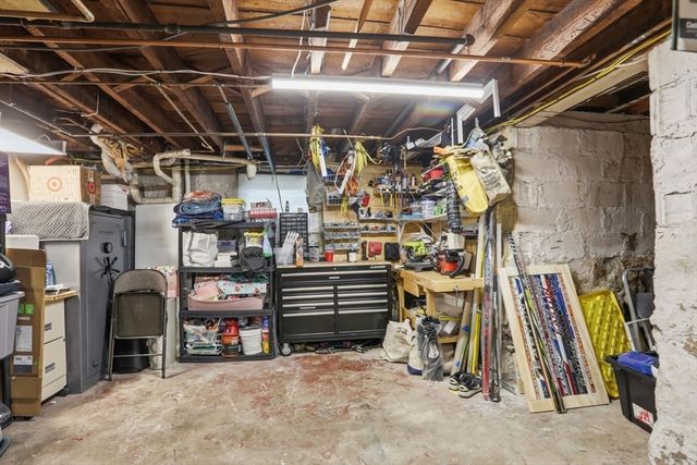 5 Linden Road, Peabody, MA 01960