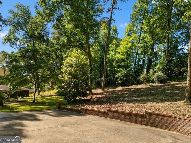 15 Pine Valley Road SW, Rome, GA 30165