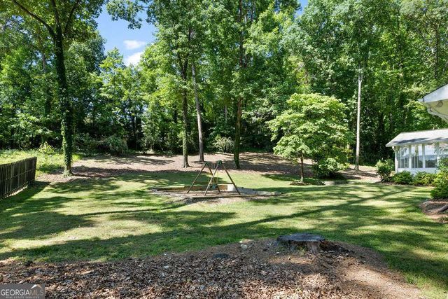 15 Pine Valley Road SW, Rome, GA 30165