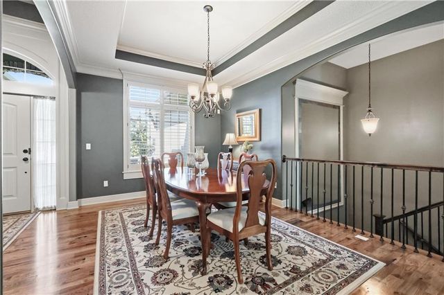 24087 W 121st Terrace, Olathe, KS 66062