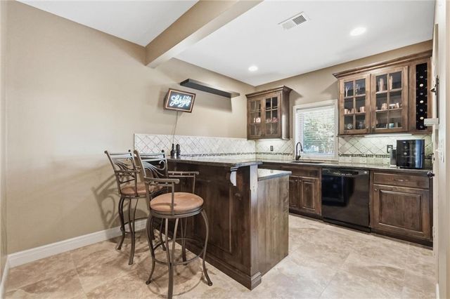 24087 W 121st Terrace, Olathe, KS 66062