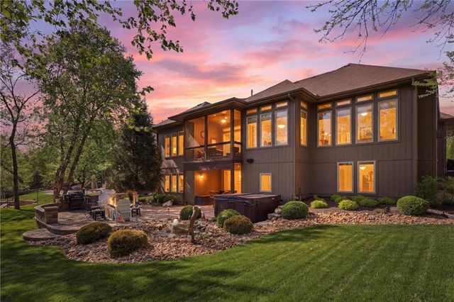 24087 W 121st Terrace, Olathe, KS 66062