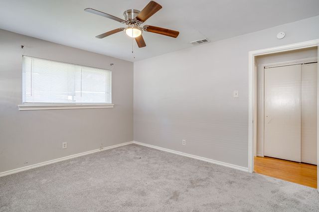 8830 Lapanto Lane, Dallas, TX 75227