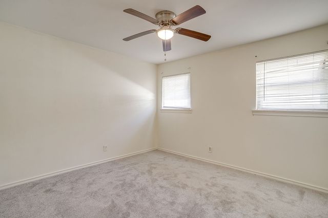 8830 Lapanto Lane, Dallas, TX 75227