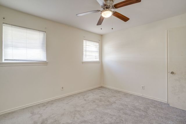8830 Lapanto Lane, Dallas, TX 75227