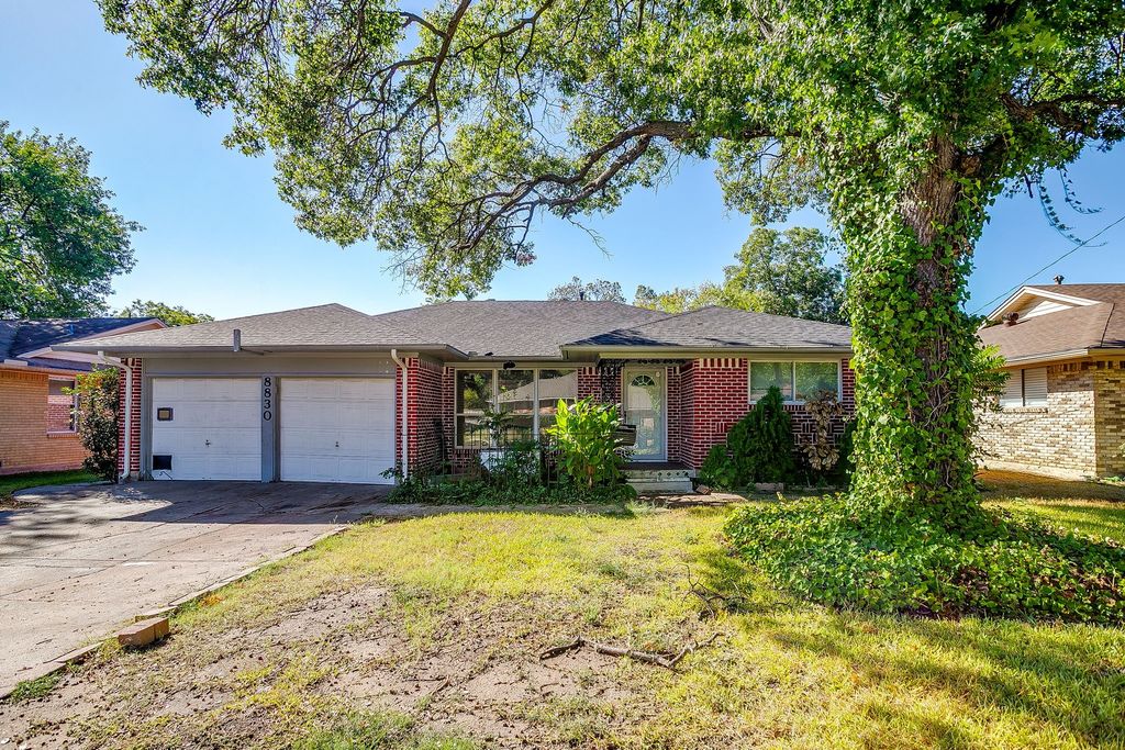 8830 Lapanto Lane, Dallas, TX 75227