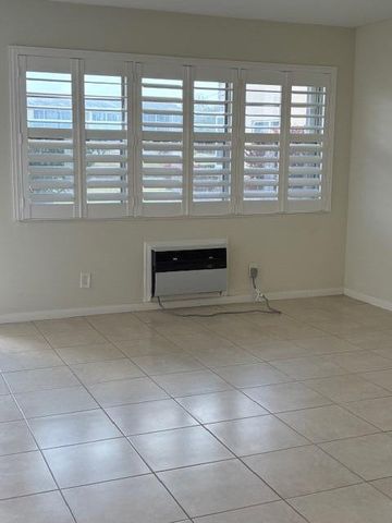 313 Andover M, West Palm Beach, FL 33417