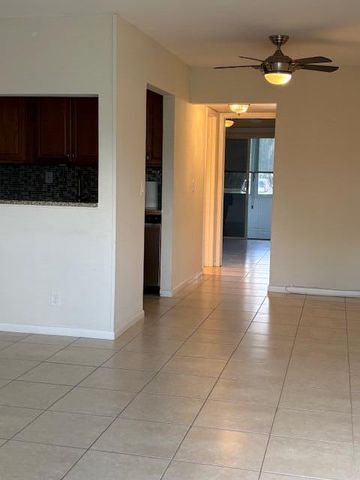 313 Andover M, West Palm Beach, FL 33417