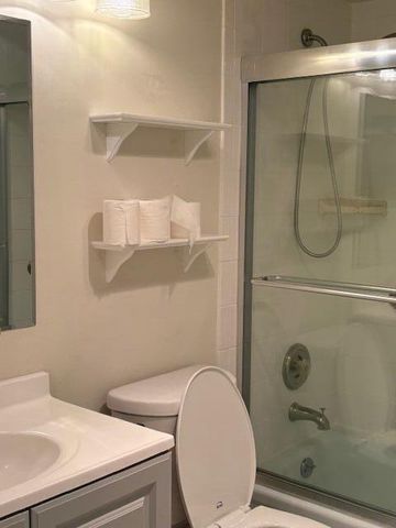 313 Andover M, West Palm Beach, FL 33417