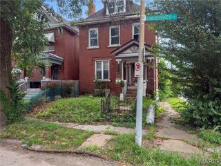 2901 University St., St Louis, MO 63107