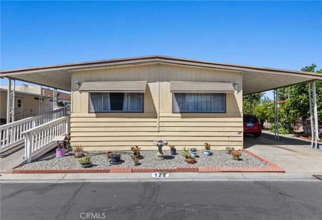 9391 California Ave 122, Riverside, CA 92503