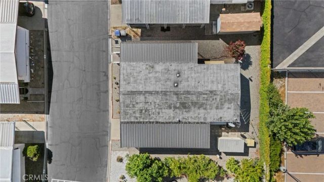 9391 California Ave 122, Riverside, CA 92503