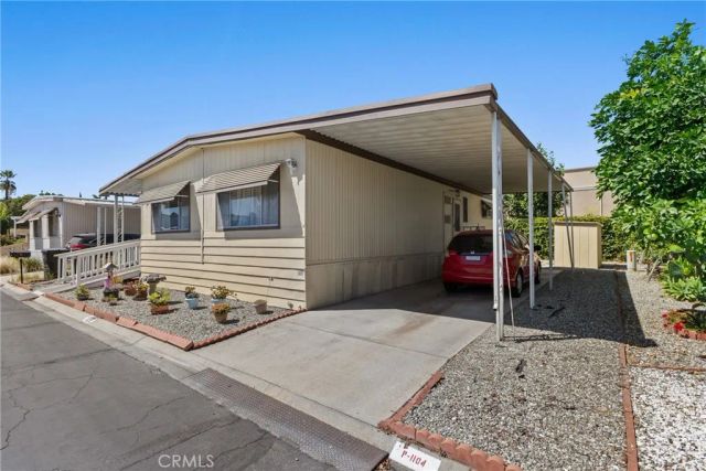 9391 California Ave 122, Riverside, CA 92503