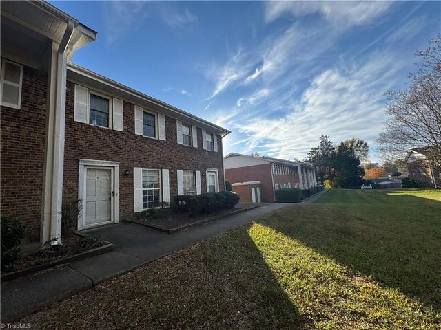 1303 W Meadowview Road G, Greensboro, NC 27403