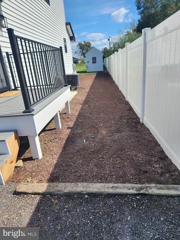 123 LONG POINT RD, Stevensville, MD 21666