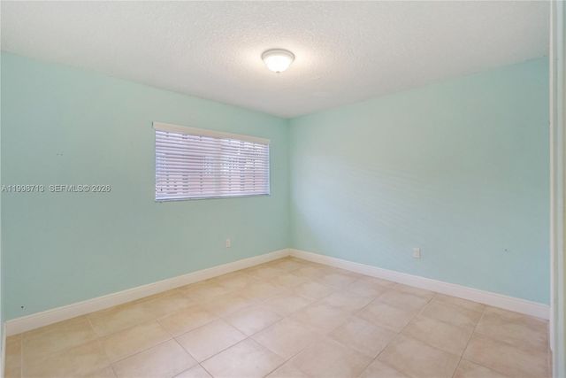 1333 SW 16th St, Miami, FL 33145