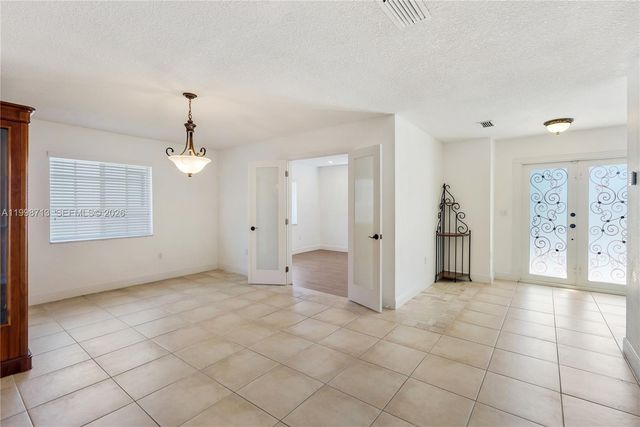 1333 SW 16th St, Miami, FL 33145