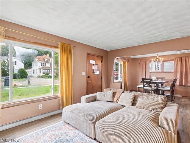 488 Massillon Road, Akron, OH 44306