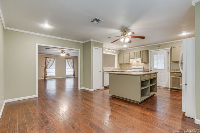 7507 Forelock, San Antonio, TX 78240