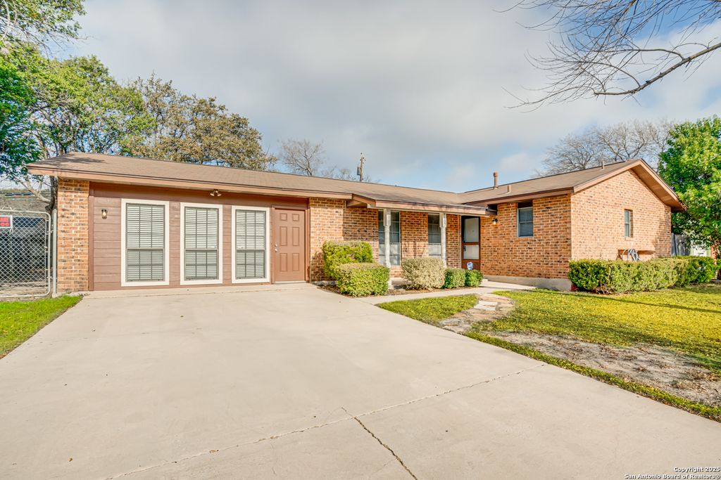 7507 Forelock, San Antonio, TX 78240
