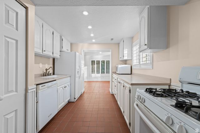 1647 W 1410 N, Farmington, UT 84025