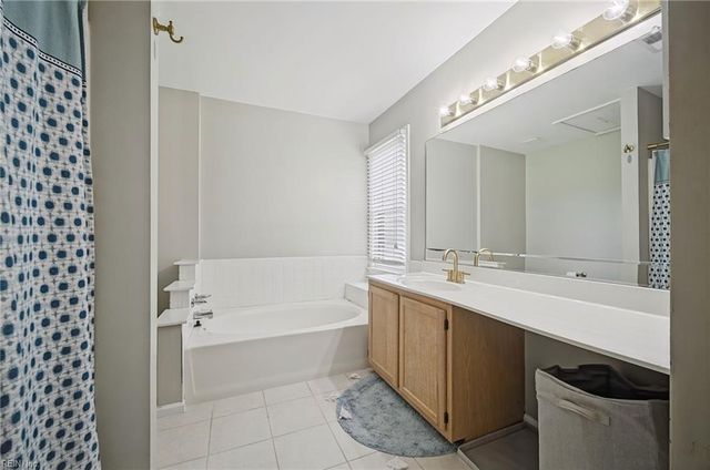 825 Whispering Woods CT, Virginia Beach, VA 23456
