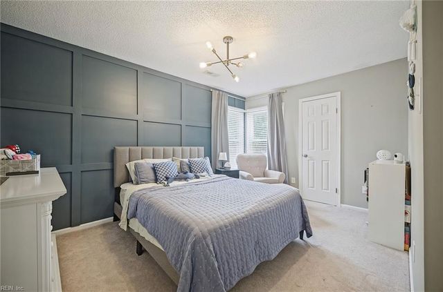 825 Whispering Woods CT, Virginia Beach, VA 23456