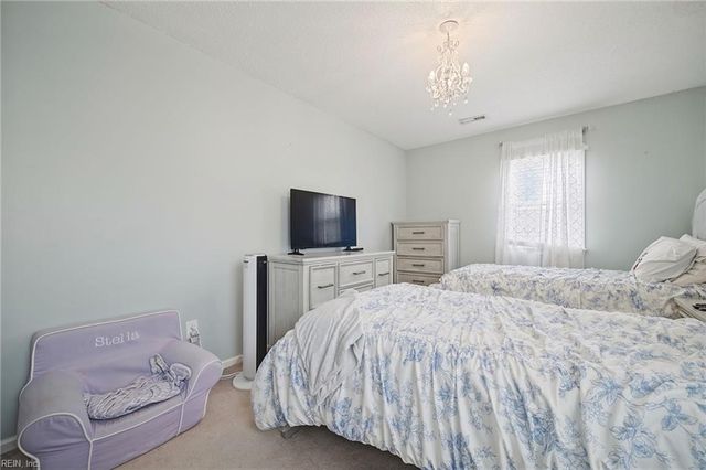 825 Whispering Woods CT, Virginia Beach, VA 23456