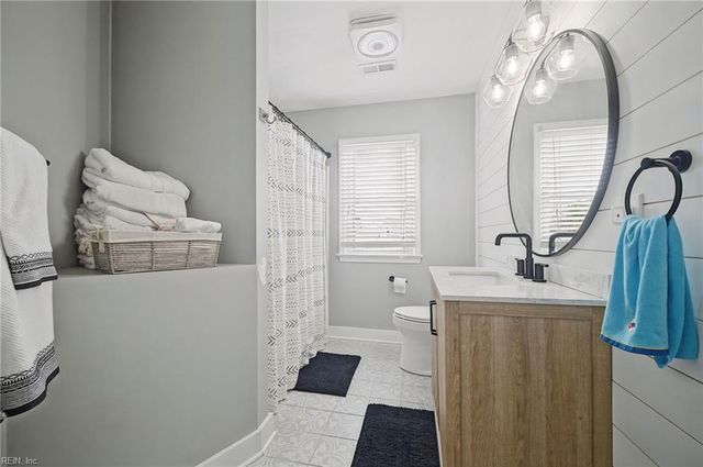 825 Whispering Woods CT, Virginia Beach, VA 23456