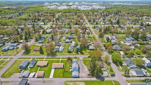 2811 E 3rd St, Superior, WI 54880