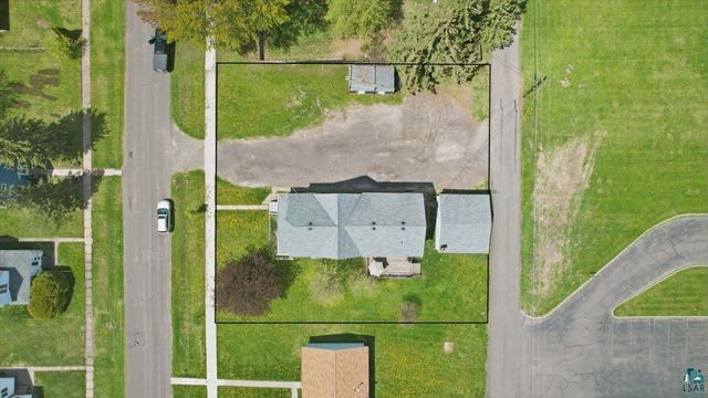 2811 E 3rd St, Superior, WI 54880