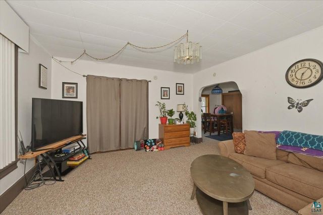 2811 E 3rd St, Superior, WI 54880