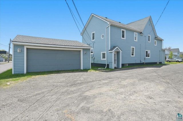 2811 E 3rd St, Superior, WI 54880