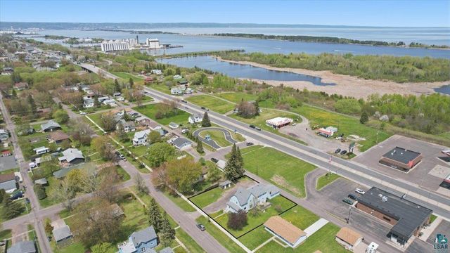 2811 E 3rd St, Superior, WI 54880