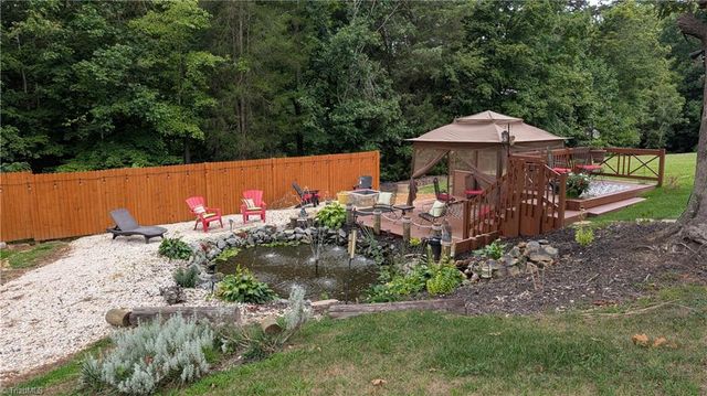 1126 Briggstown Road, Lexington, NC 27292