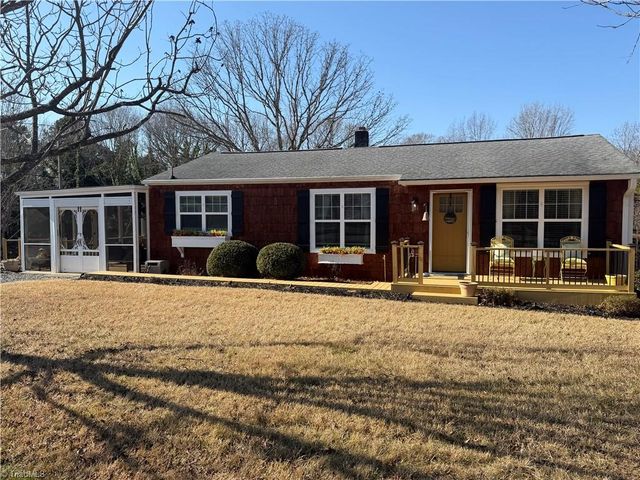 1126 Briggstown Road, Lexington, NC 27292