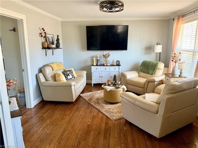 1126 Briggstown Road, Lexington, NC 27292