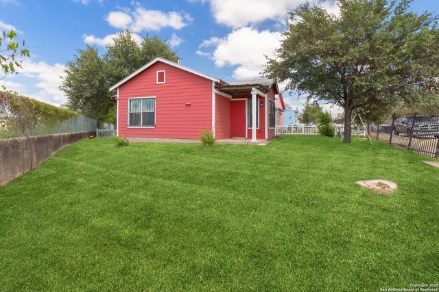 602 Chihuahua St, San Antonio, TX 78207