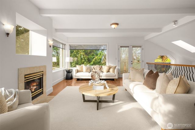 1545 3rd ST, Kirkland, WA 98033