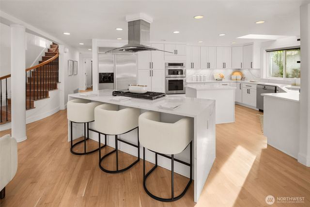 1545 3rd ST, Kirkland, WA 98033