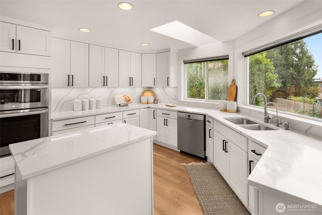 1545 3rd ST, Kirkland, WA 98033