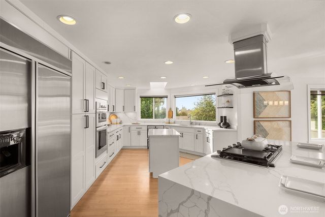 1545 3rd ST, Kirkland, WA 98033