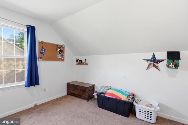 10106 S FULTON DR, Fredericksburg, VA 22408