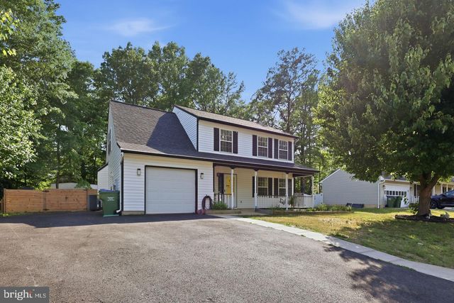 10106 S FULTON DR, Fredericksburg, VA 22408
