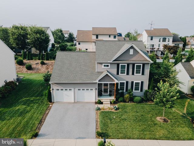 226 LOGHES DR, Manheim, PA 17545