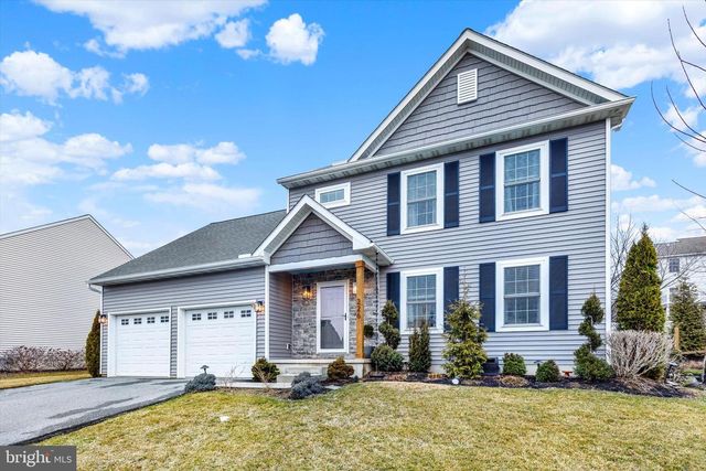 226 LOGHES DR, Manheim, PA 17545